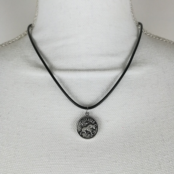 Jewelry - Taurus zodiac sign necklace